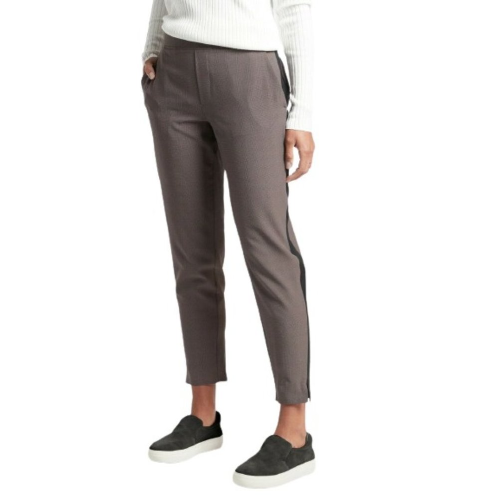 Athleta Women Plaid Brooklyn Lifestyle Pants NWT